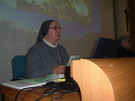 sr. Eugenia Bonetti, moderatrice tavola rotonda