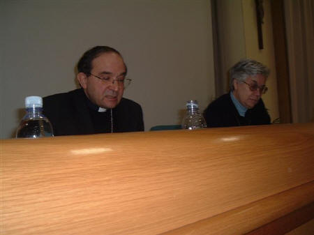 Mons. Giuseppe Petrocchi e M. Vitttoria Tomarelli